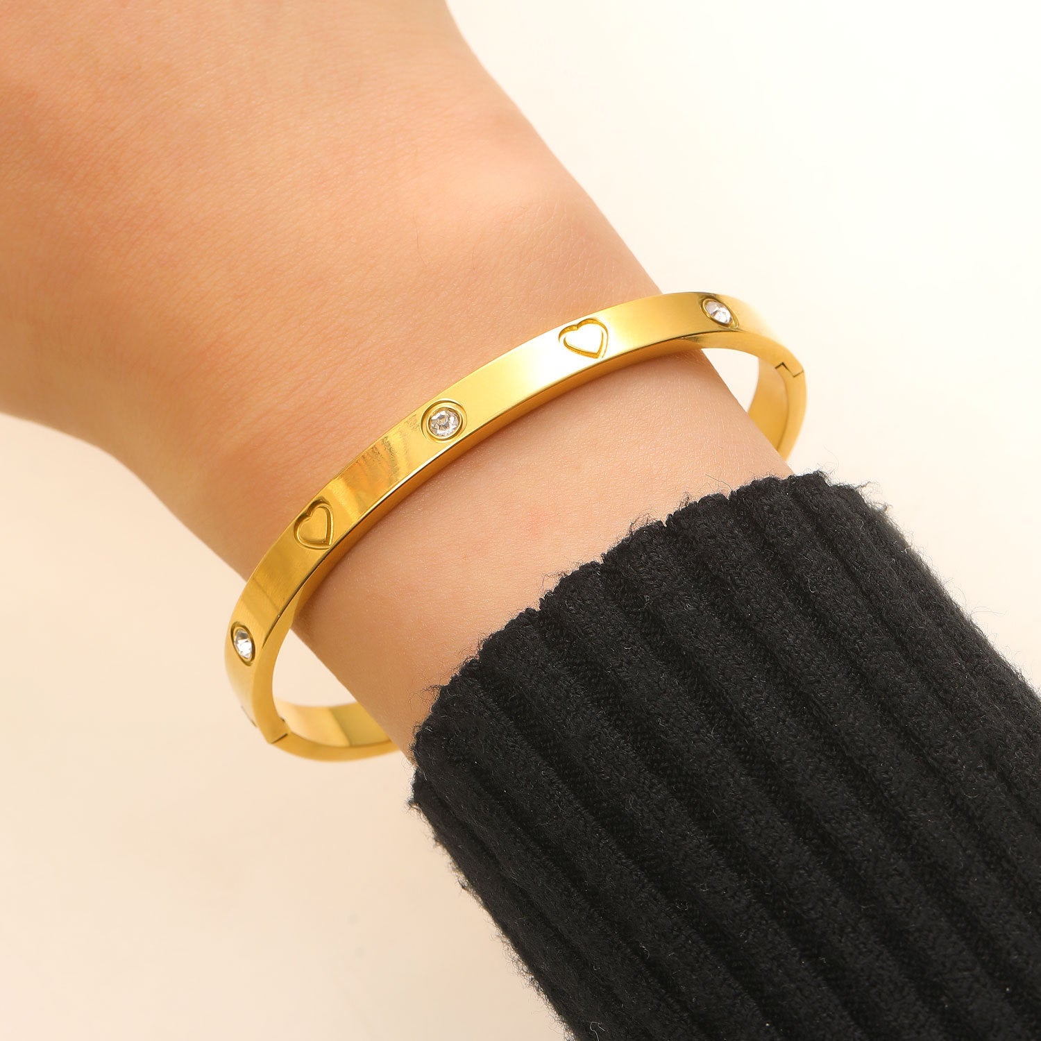 Stainless Steel Gold Bangle Set Zircon Inlaid Nail & Lucky Four Leaf Clover Bangles
