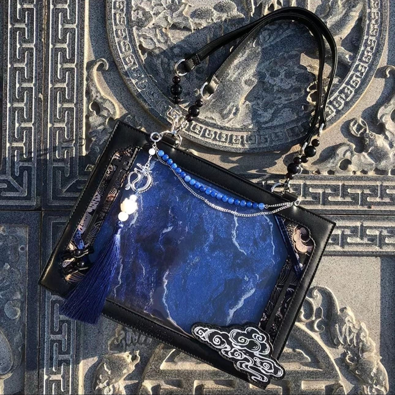 National Style Cartoon Dragon Flying In The Crossbody Bags
